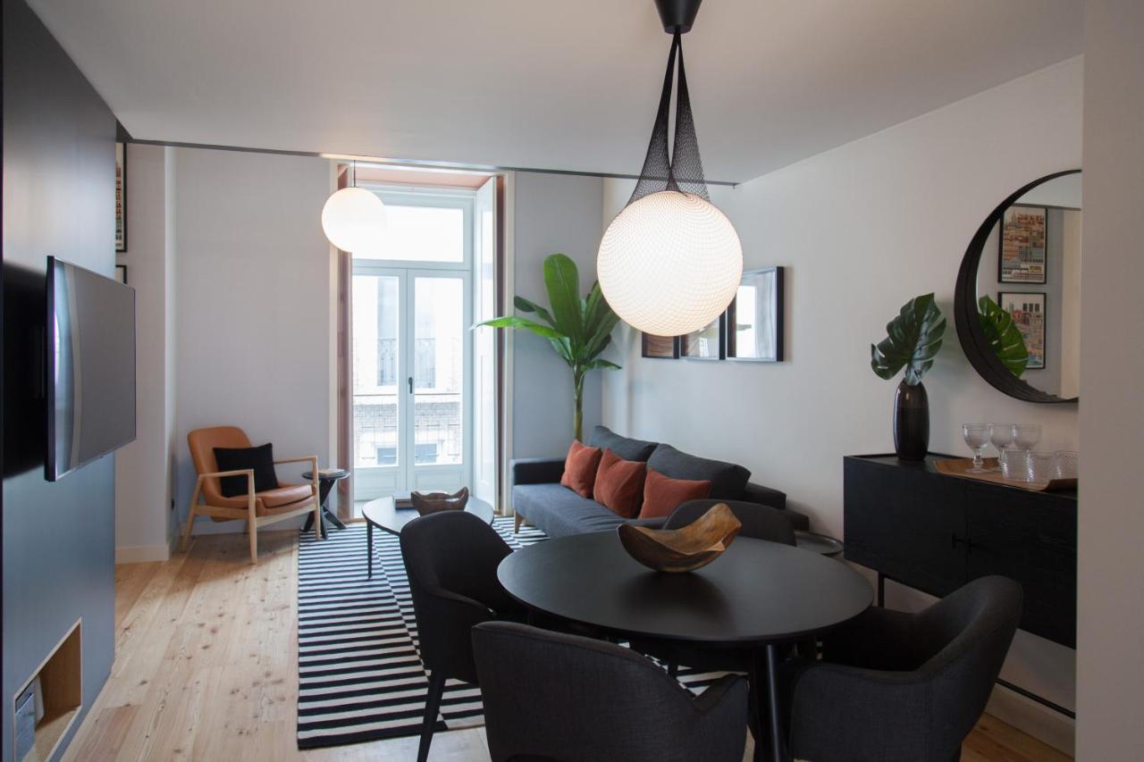 Flh Intendente Elegant Mezzanine With Balcony Лиссабон Экстерьер фото