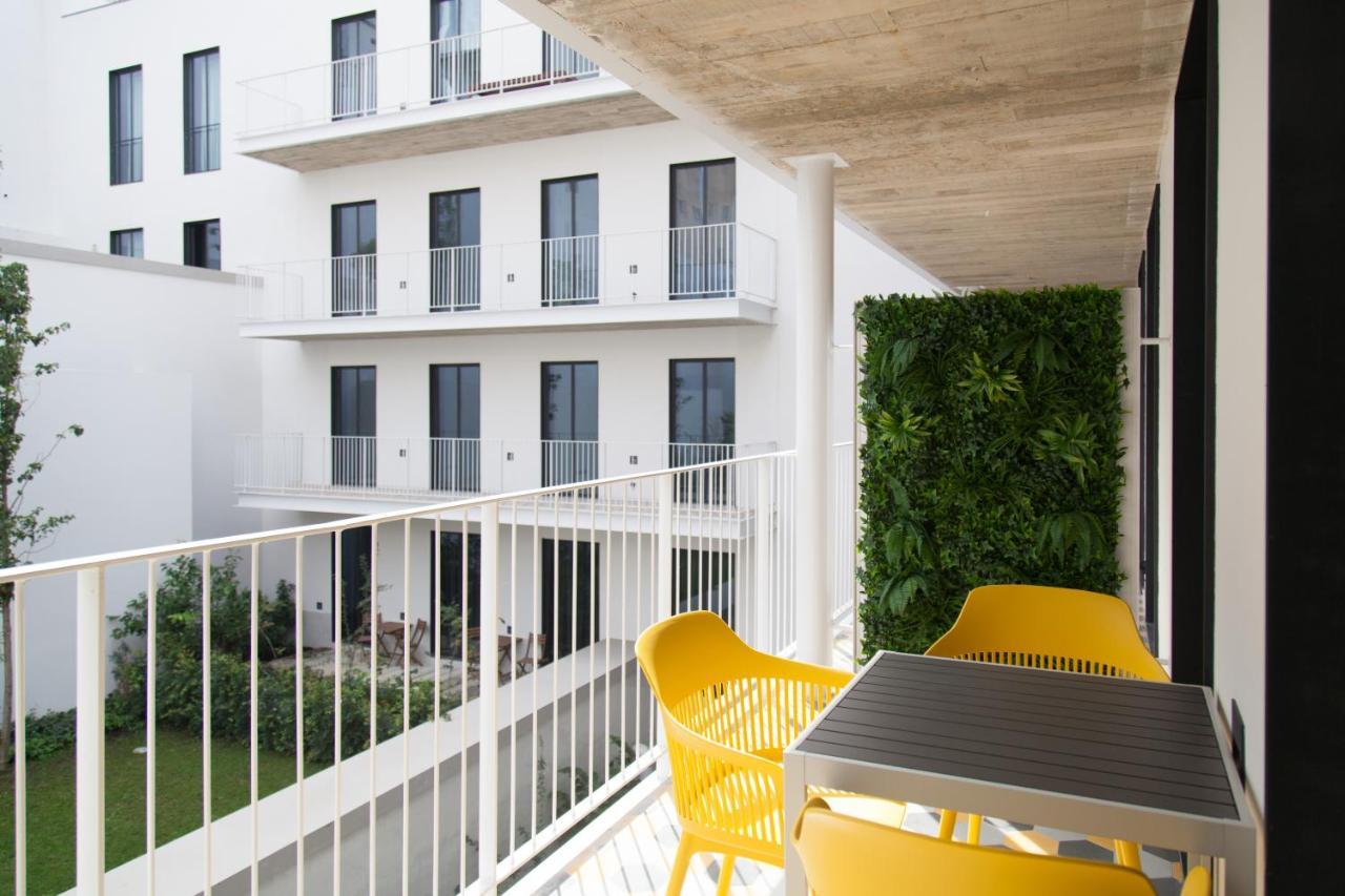 Flh Intendente Elegant Mezzanine With Balcony Лиссабон Экстерьер фото